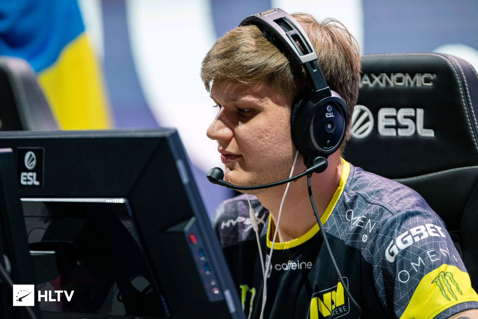 G2官推整活：游回家吧小伙子们！配图Jankos游回基地